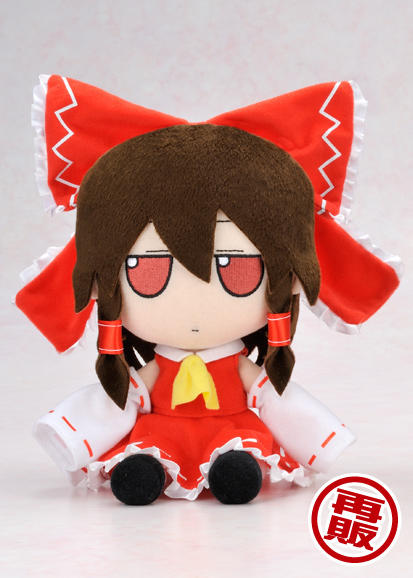 Un Fumo de Hakurei Reimu, un personaje de la franquicia Touhou
